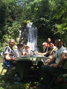 mit der Gruppe beim Zmittag