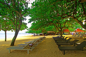 im Bild: der Strandbereich vom Keraton Jimbaran auf Bali